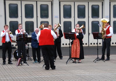 Maibaumaufstellung 2011